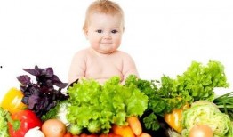 婴儿吃金蛋蜜瓜,宝宝口中的甜蜜惊喜