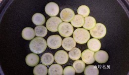 早孕可以吃小瓜吗,小瓜的适宜食用指南