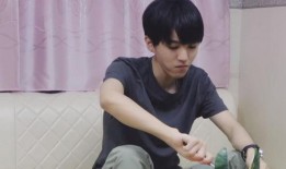 王俊凯吃瓜日常