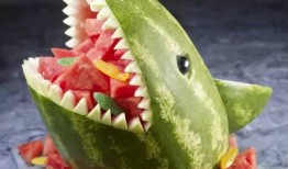 陈平安吃瓜,瓜田里的美食探索之旅