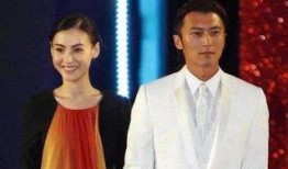 夫妇结婚前吃瓜,揭秘夫妻甜蜜背后的秘密