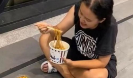 娱乐吃瓜酱外卖被偷,娱乐吃瓜酱遭遇尴尬一幕