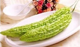 降血糖吃凉瓜,天然养生美食的选择