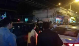 开车吃瓜女生视频,女子驾车吃瓜，意外走红网络